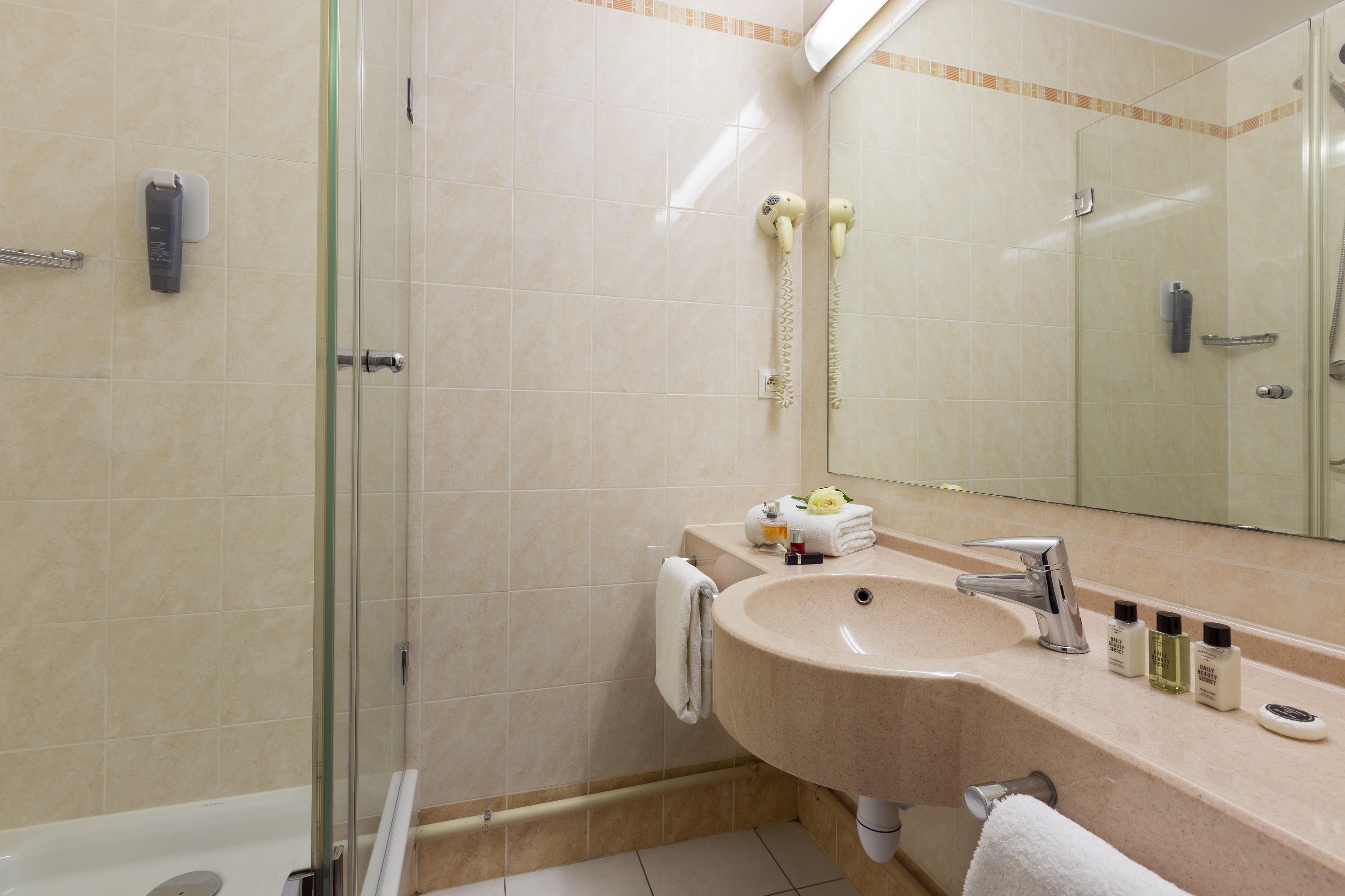 B&B Hotel Amneville-Les-Thermes Dış mekan fotoğraf